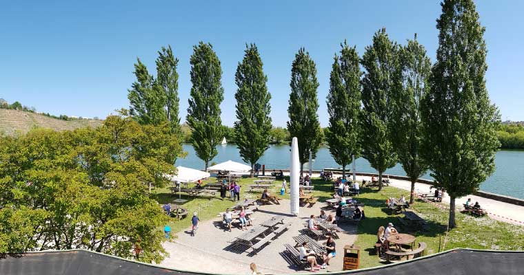 Bildlink Biergarten